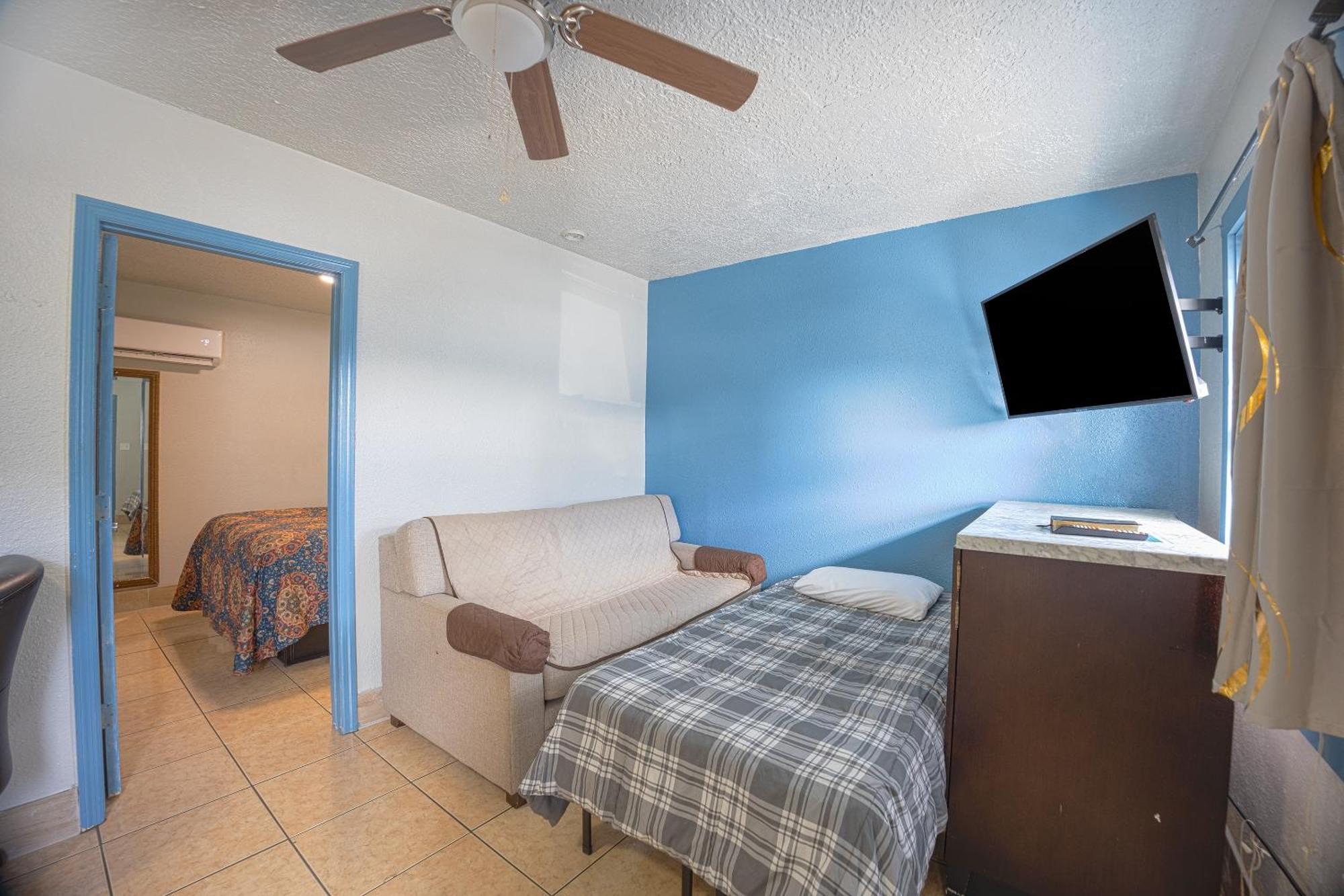 Aladdin Motel By Oyo Merritt Island Екстериор снимка