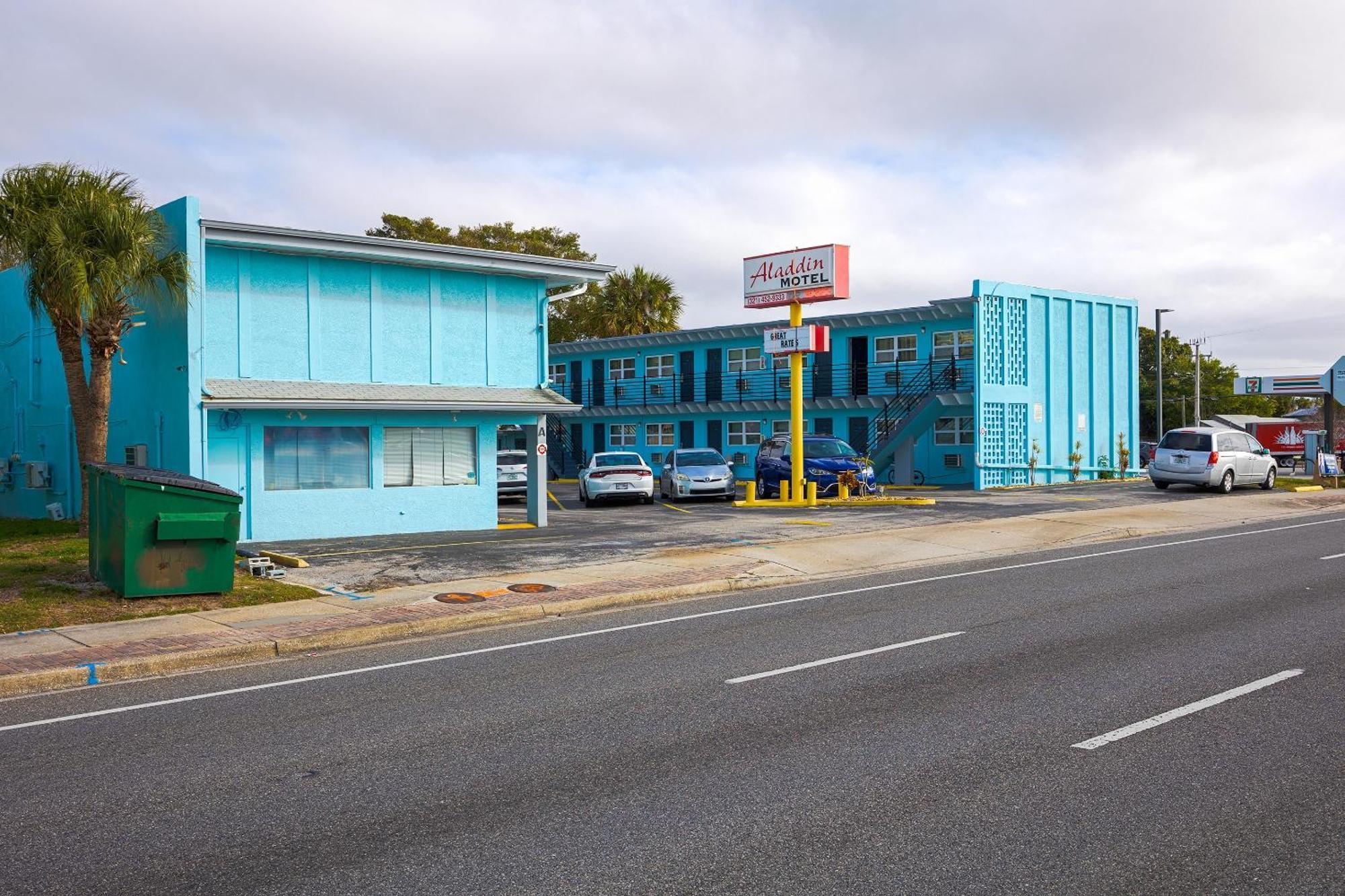 Aladdin Motel By Oyo Merritt Island Екстериор снимка